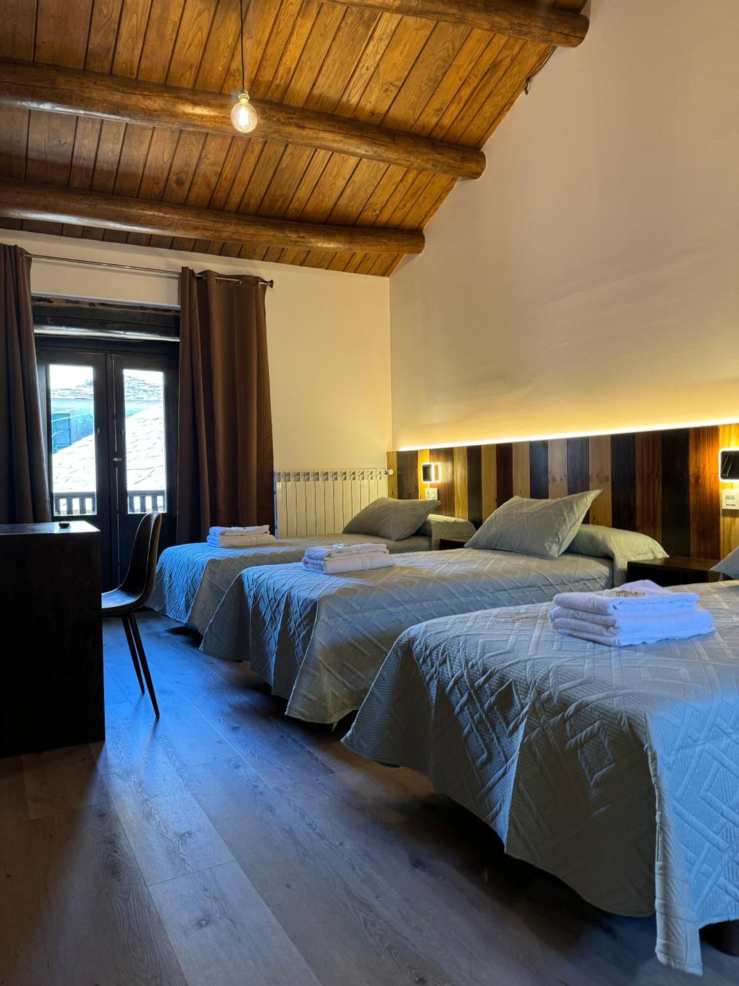 Boutique Vila De Treacastela Exterior photo